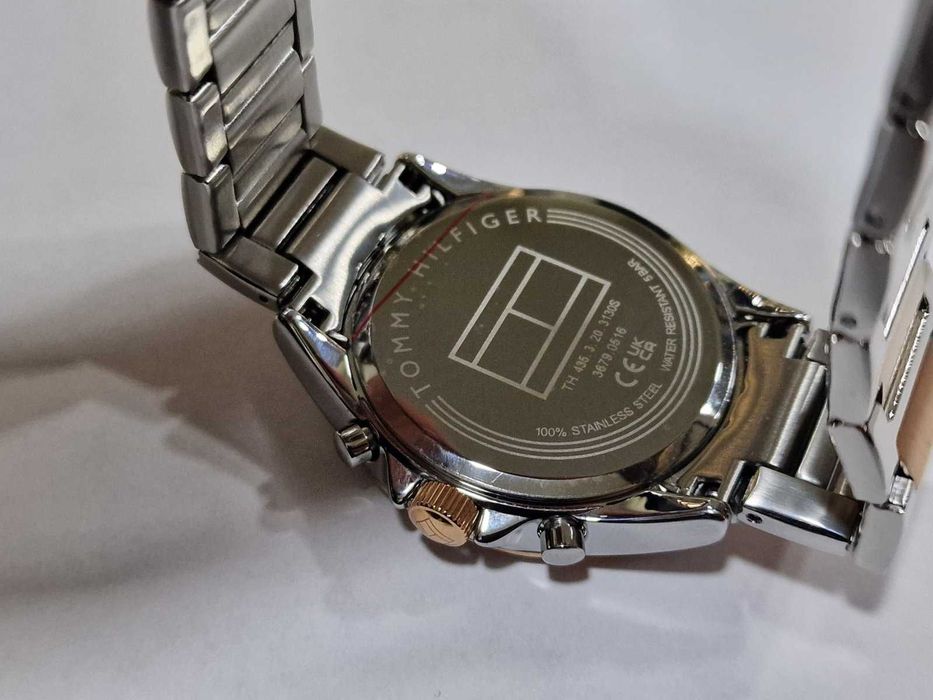 Дамски часовник Tommy Hilfiger KENNEDY, двуцветен, Rose Gold, Сребрист