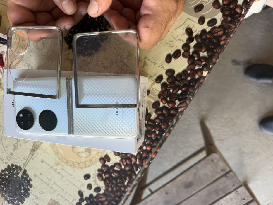 Huawei P50 Pocket