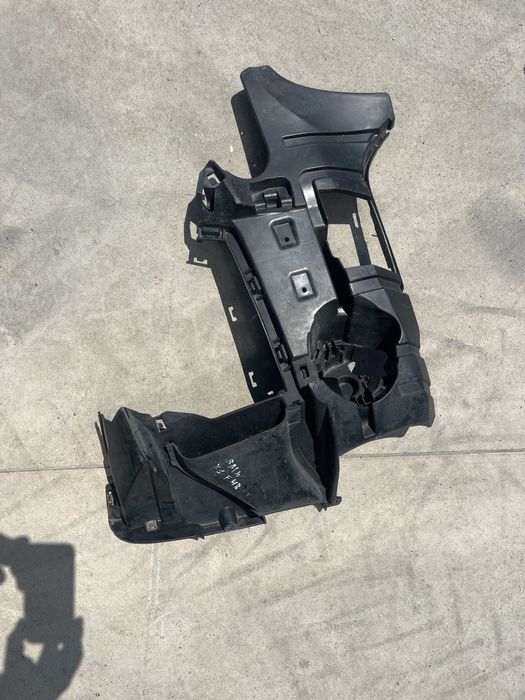 Държач BMW за халоген X1 F48