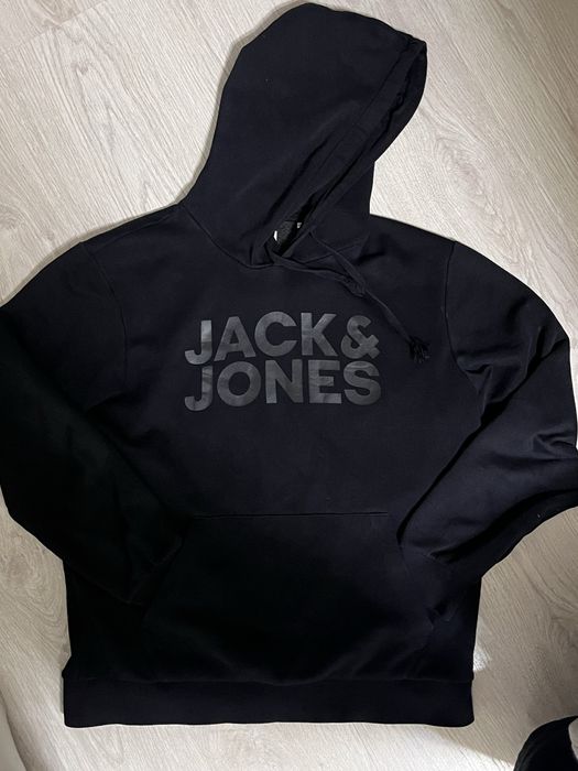 продам оригенальные брендовые вещи