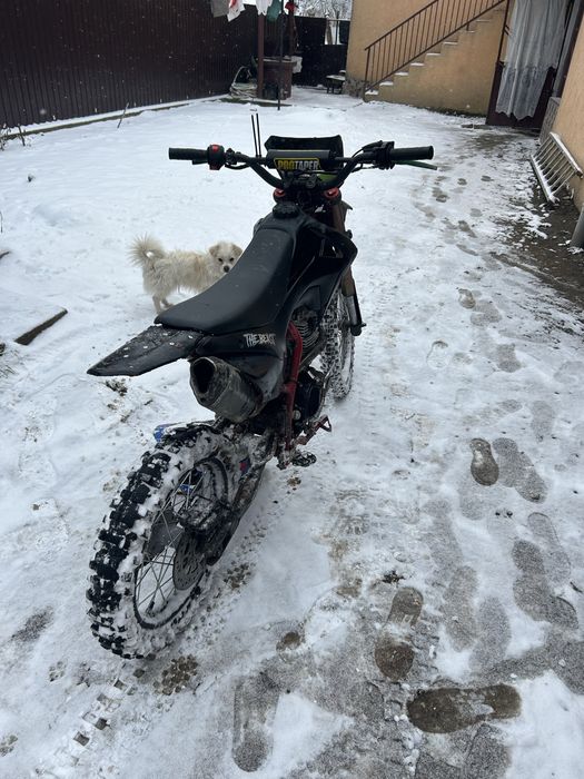 De vanzare cross 150cc