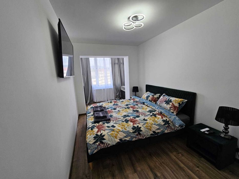 Inchirez apartament regim hotelier - 3 camere