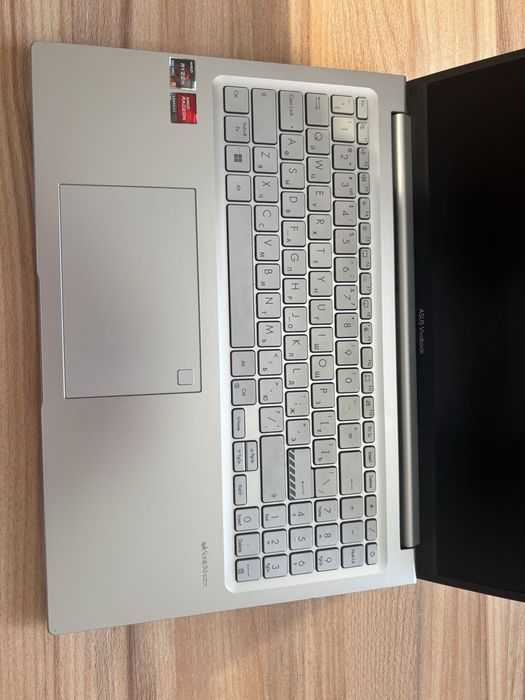 Продам asus vivobook