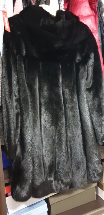 Продам шубу норковую