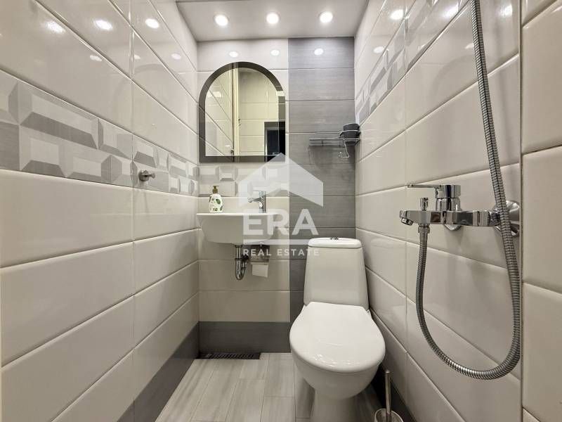 Дава се под наем Двустаен апартамент в София, Център - 40 кв.м за 648.21 € - Снимка #5