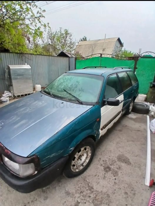 Volkswagen Passat 1991г