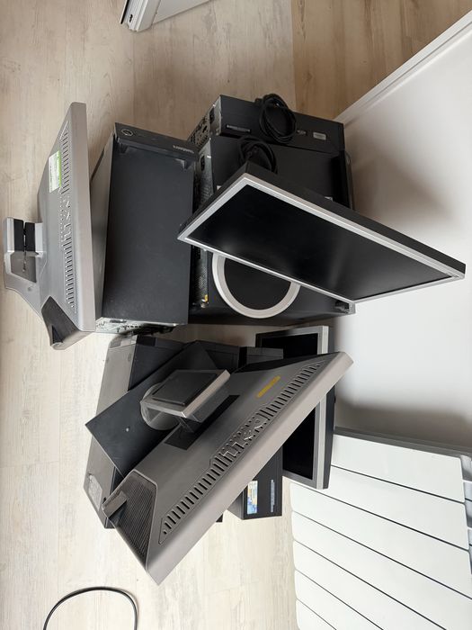 Настолни компютри (малки и големи) + монитори