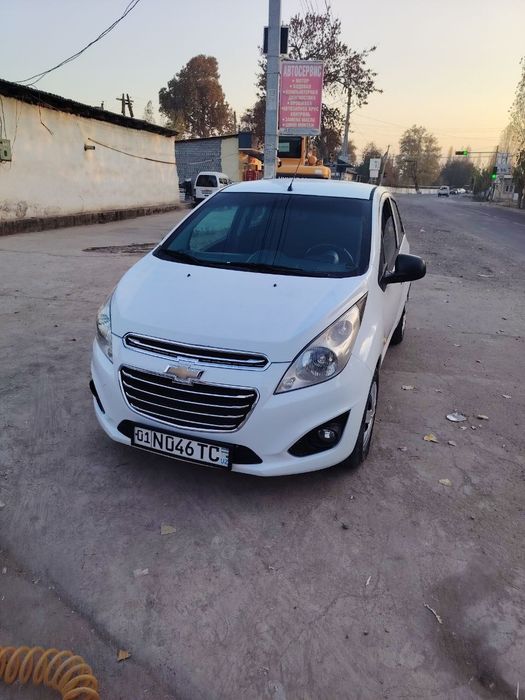 Спарк сотилади 2012 матор 1. Холати яхши.