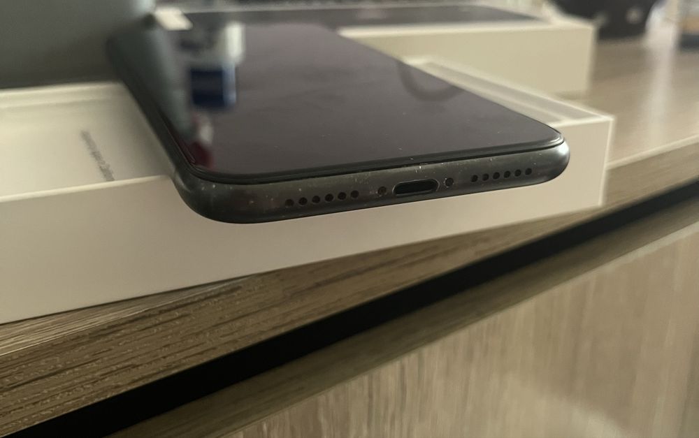 Iphone 11 64 gb black
