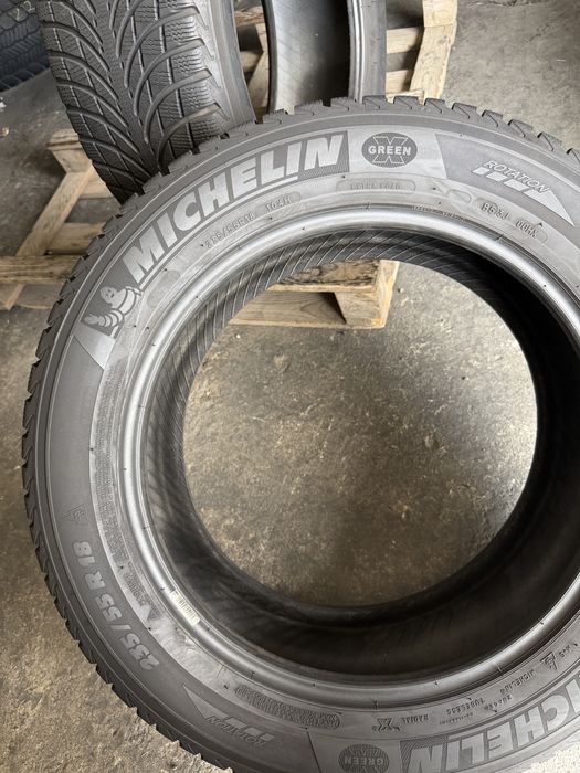 2 anvelope iarna 235/55/18 , Michelin , 6 mm !