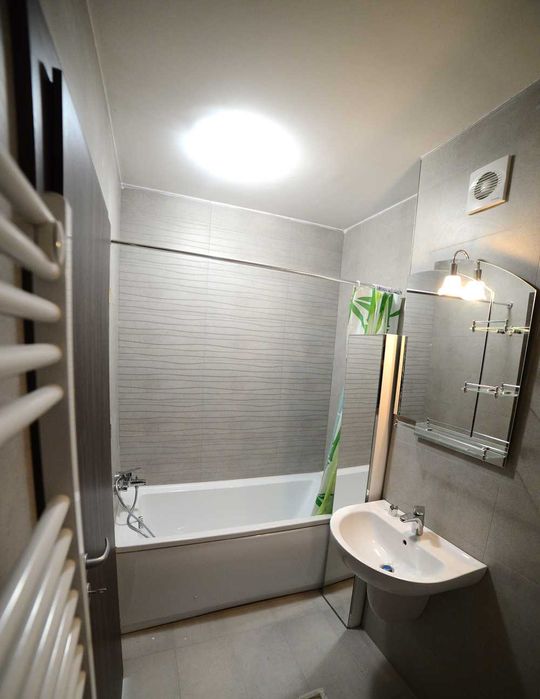 Inchiriez apartmament 52 mp decomandat | 2 camere | Borhanci