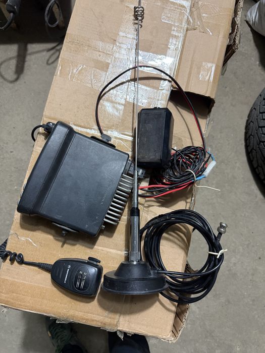 Автомабильный рация