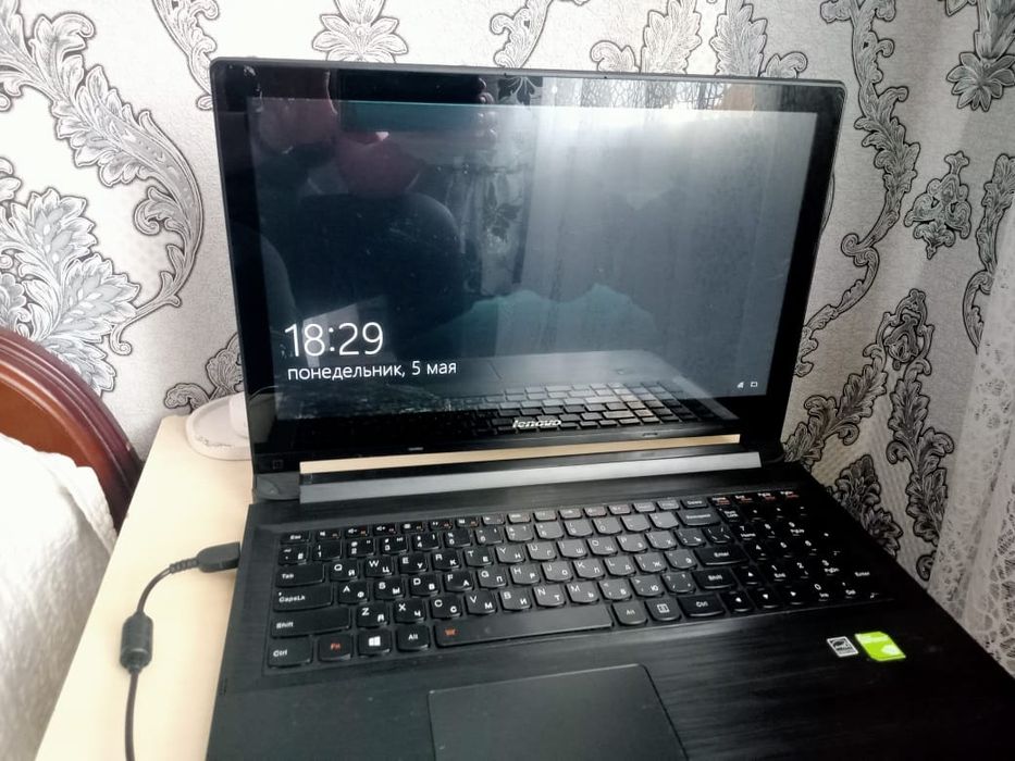 Ноутбук Lenovo Yoga