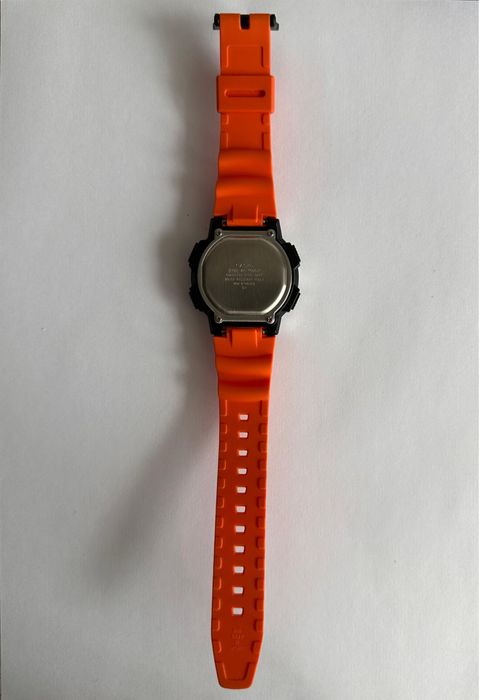 Продам часы Casio AE-1000W