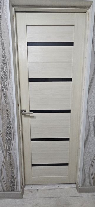 Продам межкомнатные двери б/у.
