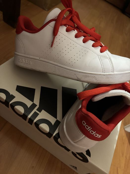 Adidas маратонки 35 размер