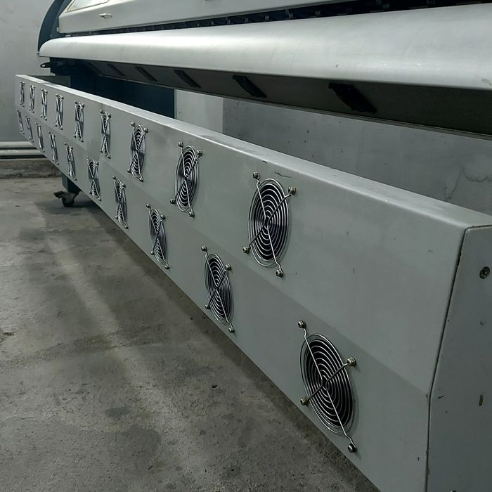 Широкоформатный принтер