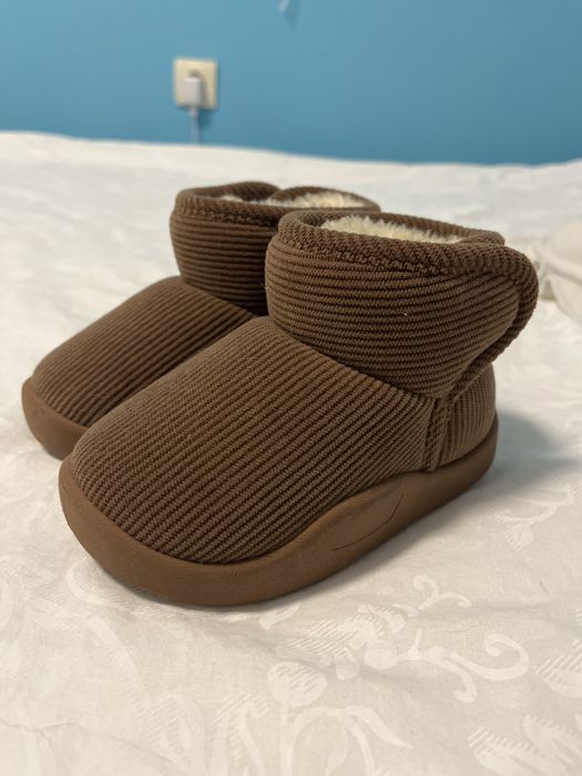 Детски ботушки апрески 25 номер