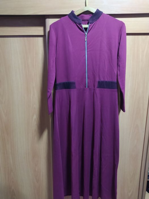 Платья теплые продам