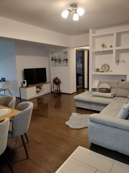 Trei camere Plopilor, Parcul Rozelor