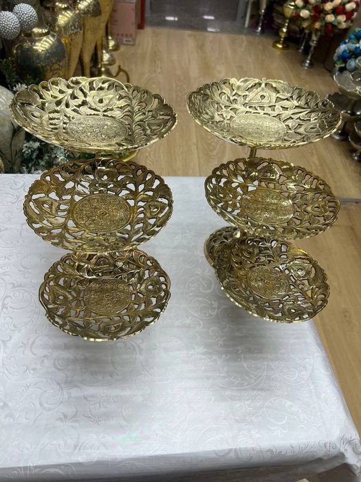 Новые Вазы метал Латунь  Тадж -махал 4 штуки новые в наличии есть