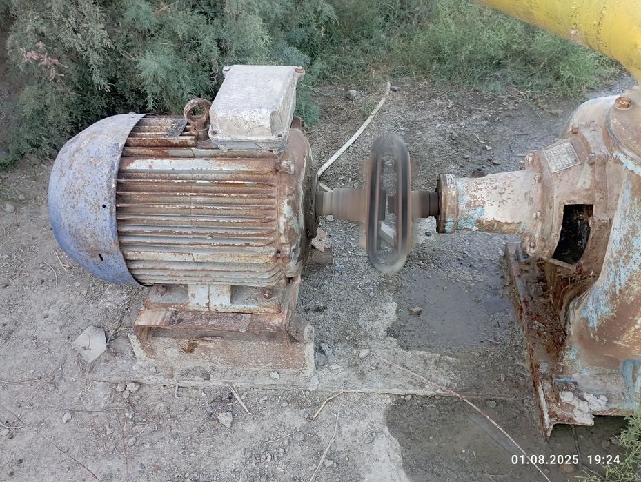 Suv nasosi 300 talik  soz ishlab turipti