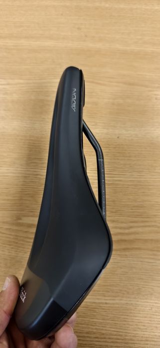 Седалка Fizik Terra Aidon X3 Kium