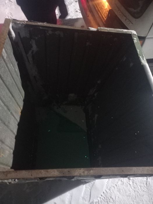 Продам контейнер для мусора