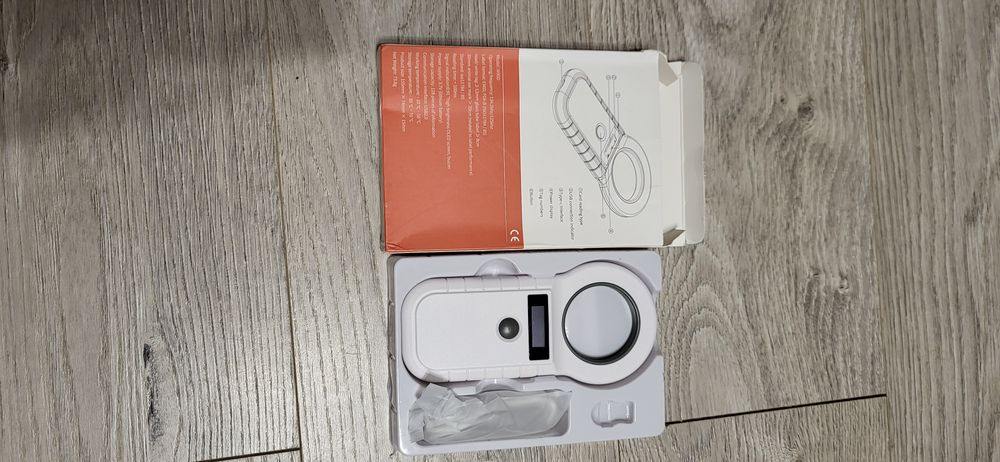 Cititor de microcipuri nou