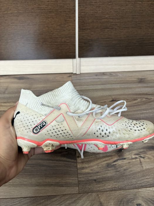 ghete de fotbal puma future