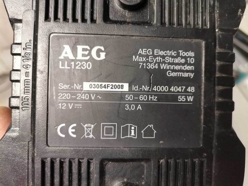 Зарядно / дни AEG - ЛОТ 10