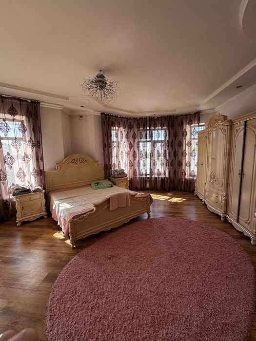 Продается или сдается в аренду дом из 9 комнат