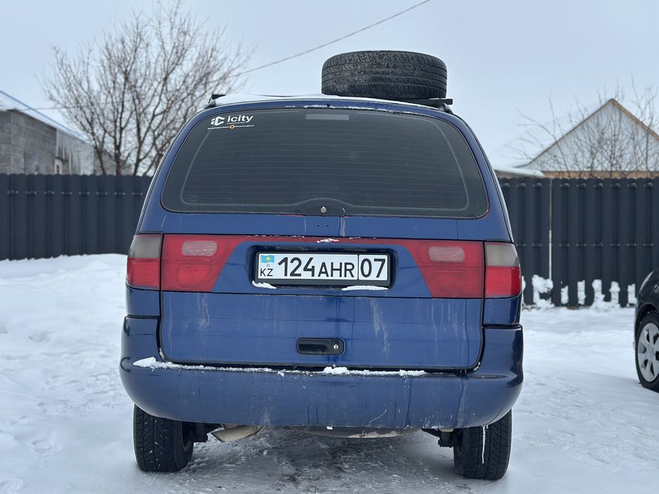 Ford galaxy sharan