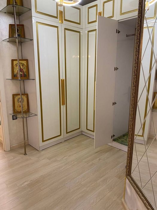 Продаётся 2в3/1/5 сергели-2