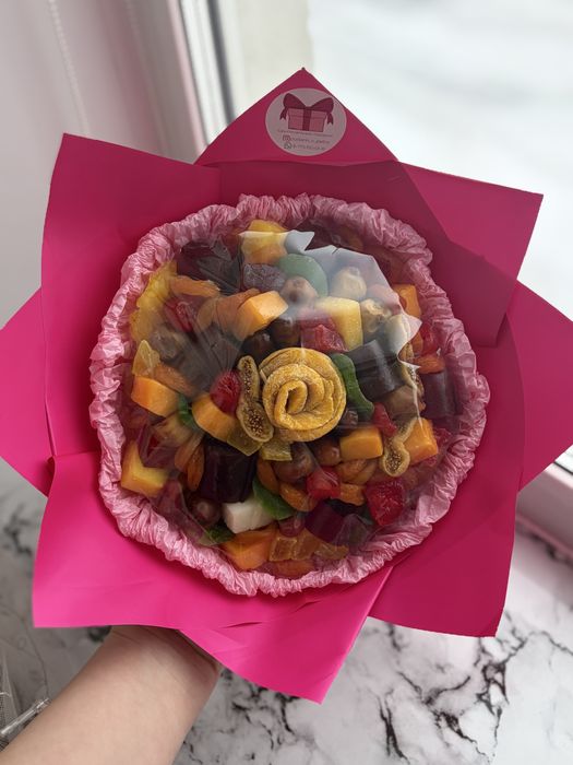 Подарки на 8 марта