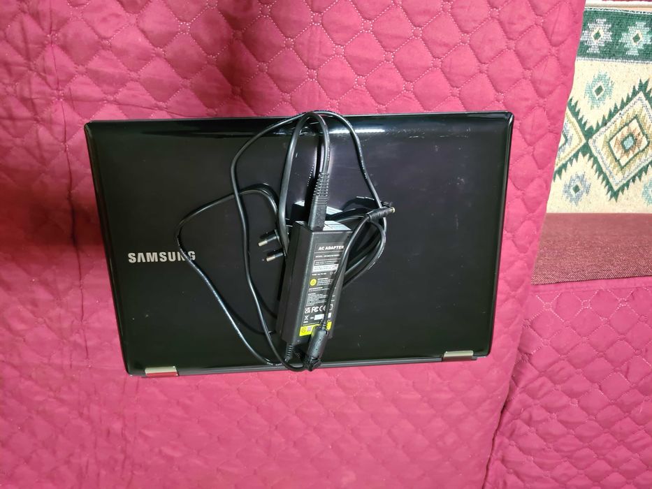 Laptop Samsung RF511  I5 4gb 1Tb