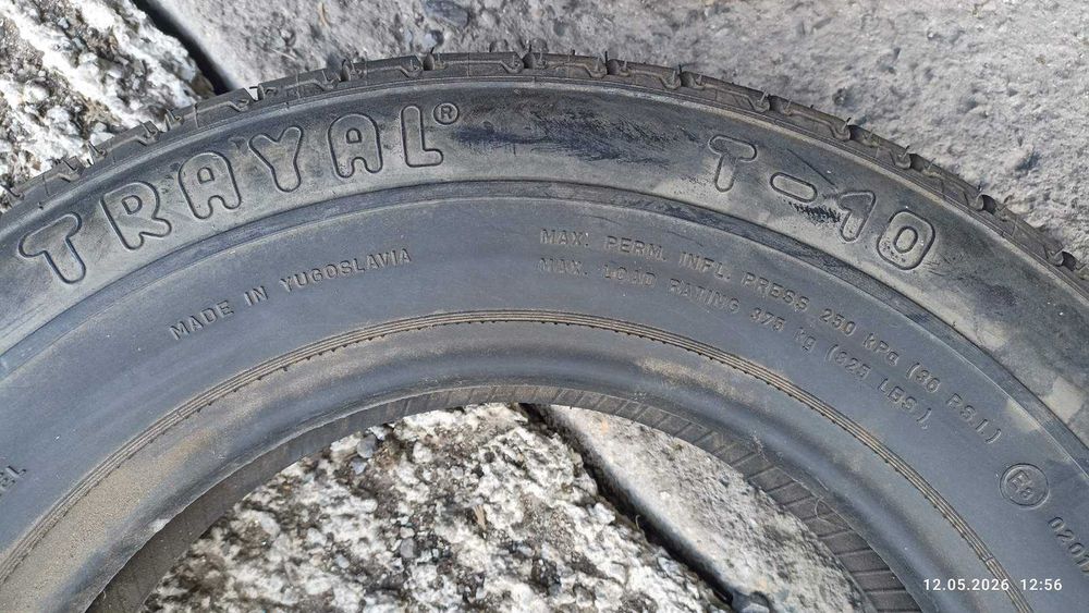 Гуми-чисто нови R13х145-2бр. 10€