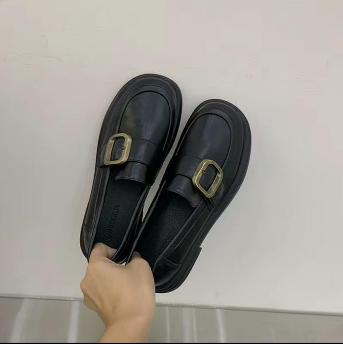 Новые женские ботинки, лоферы большого размера и очень хорошего качест