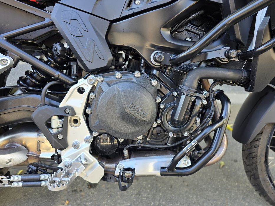 BMW F900GS 2024 Triple Black