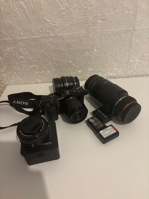 Cameră Sony a6000