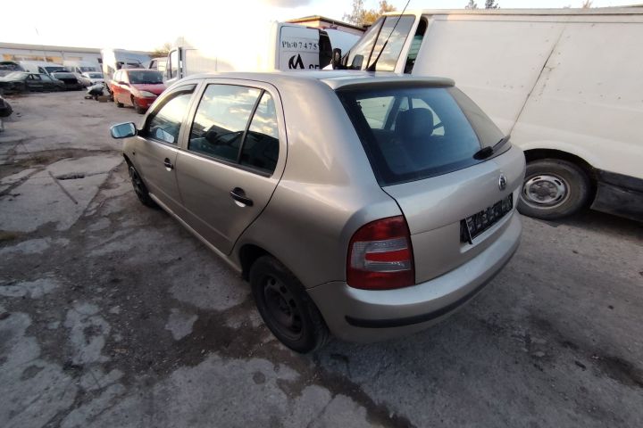 Bara spate Skoda Fabia 2005 1.4 MT (75 hp)