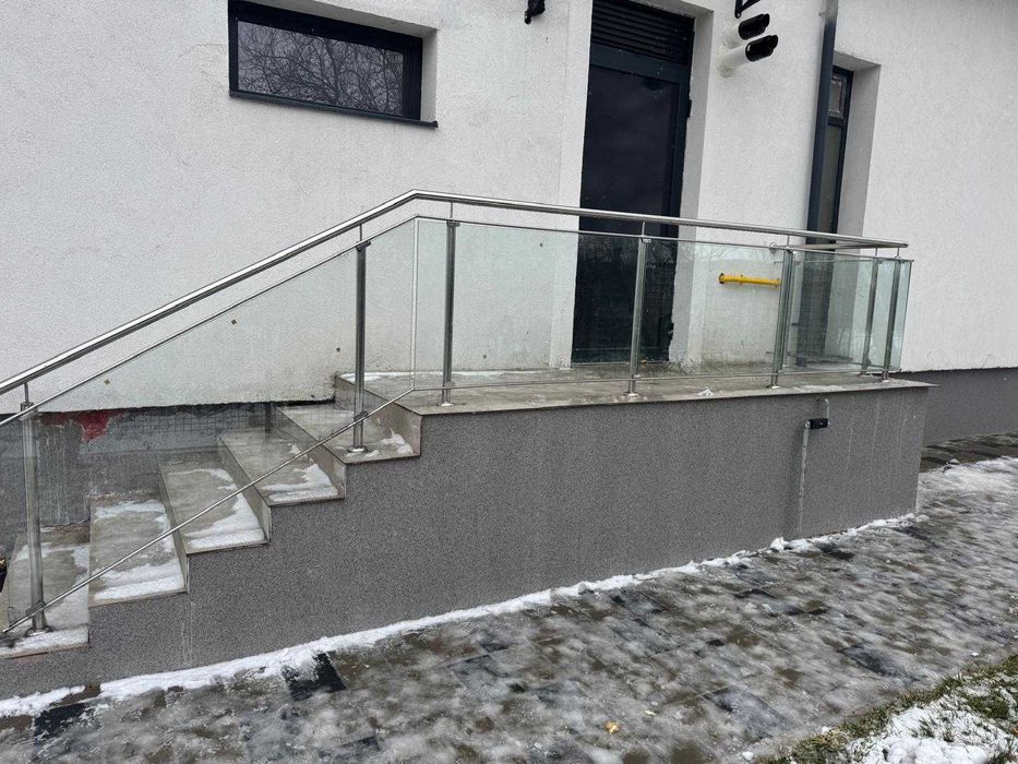 balustrada de inox cu sticla