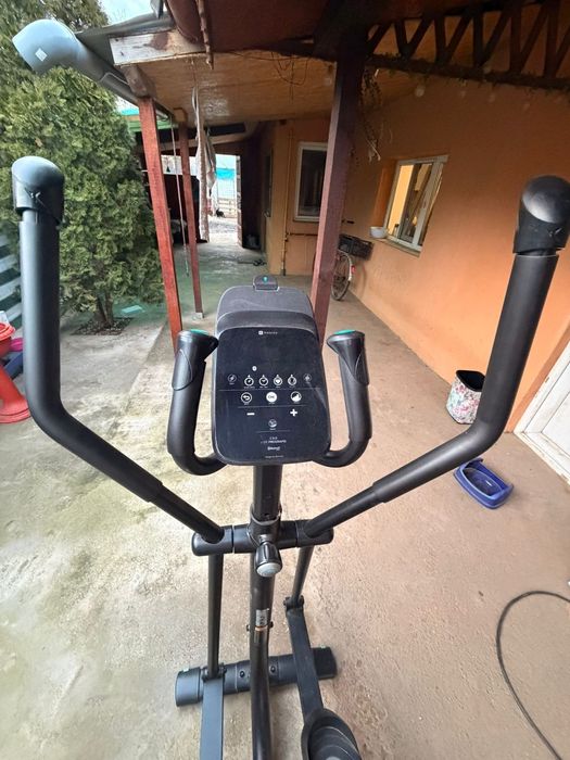 Bicicletă eliptică fitness
