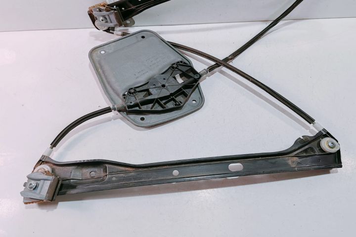 Macara geam  dreapta fata   994854108 / 118132G Volkswagen VW Jetta a