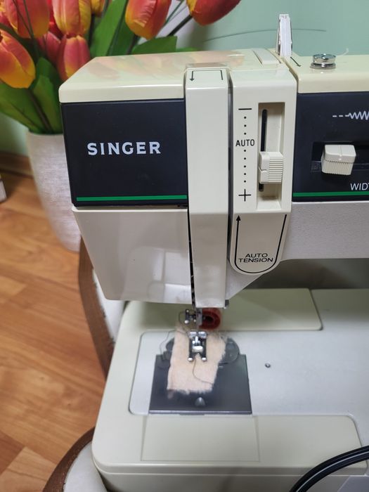 Vand masina de cusut electrica Singer adusă din America