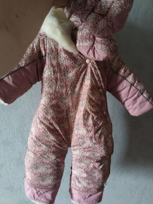 Зимний комбинезон на девочку