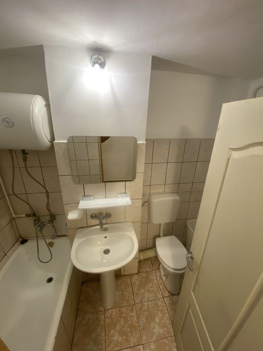 Inchiriez garsoniera mobilata