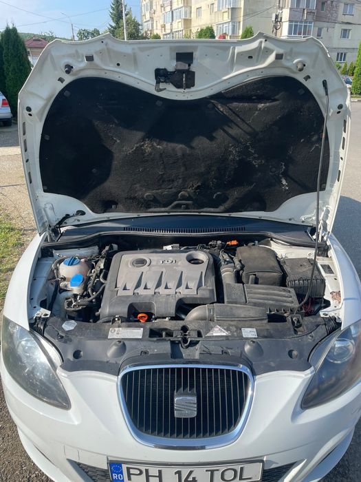 SEAT Leon 2012 — imagine 4