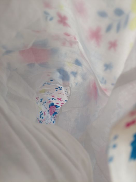 GUESS оригинален нов панталон 12 г. или дамски XS Гес