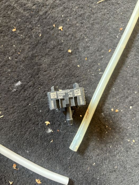 4N0959121F furtun pedestrian impact pietoni gama vag porsche audi vw